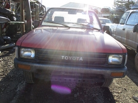 1989 TOYOTA TRUCK DLX RED STD CAB 2.4L MT 2WD Z16476